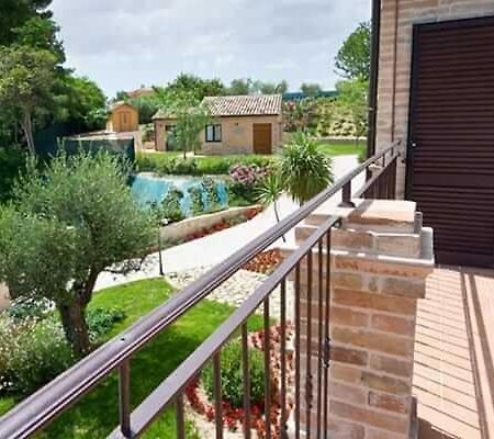 La Collina Apartman Monsampietro Morico Kültér fotó