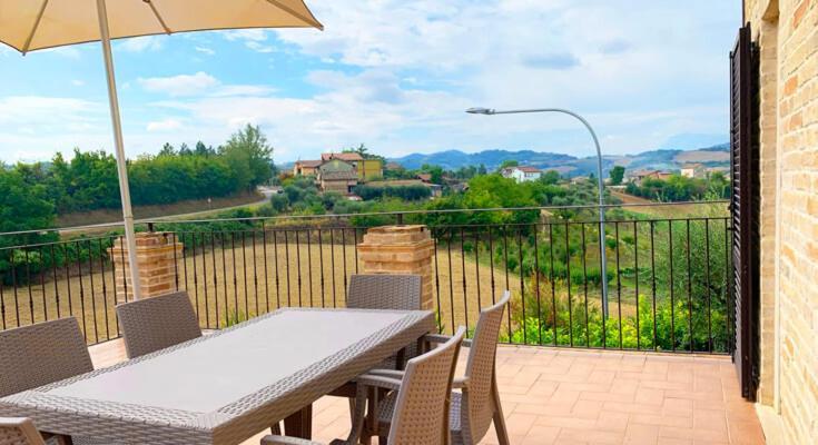 La Collina Apartman Monsampietro Morico Kültér fotó